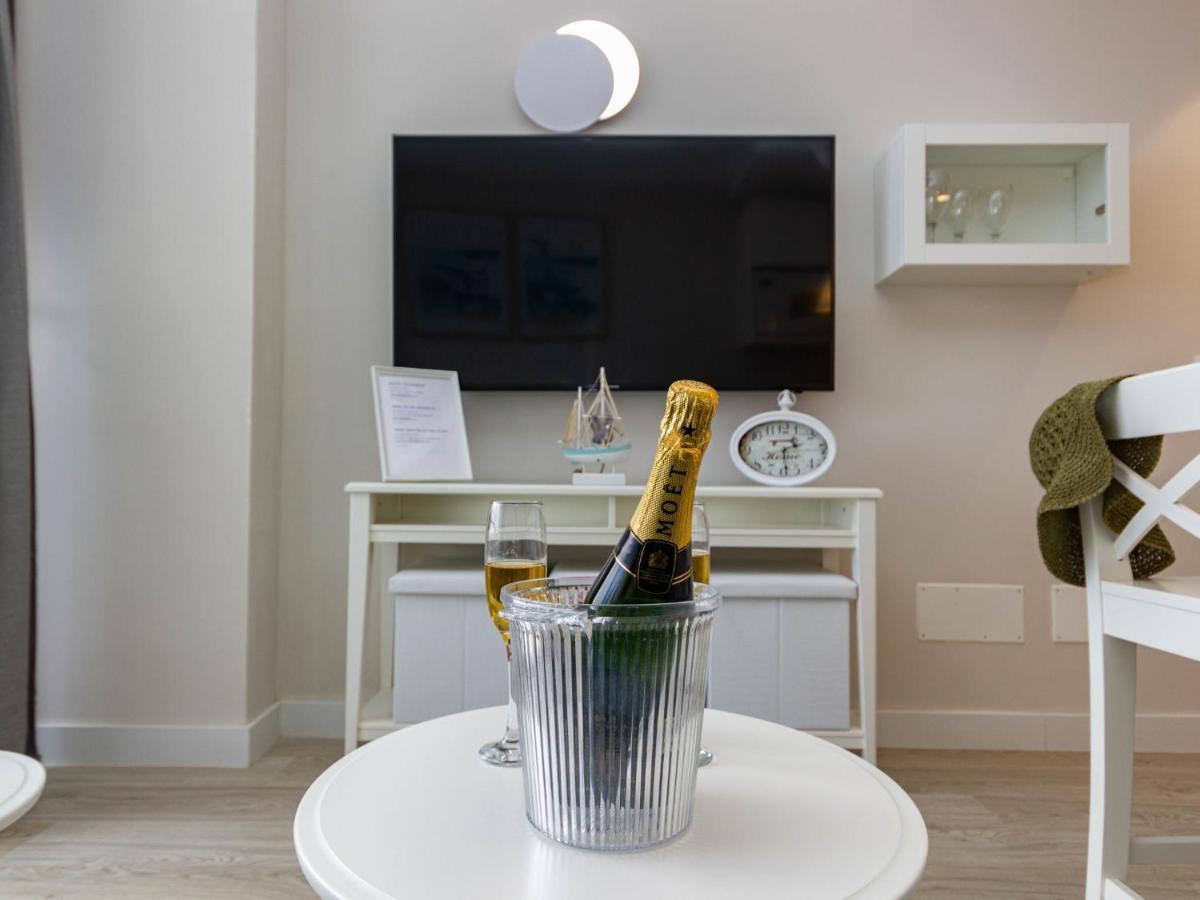 Navy Style Friendly Holiday Home ปลายา เดล อิงเกลส ภายนอก รูปภาพ